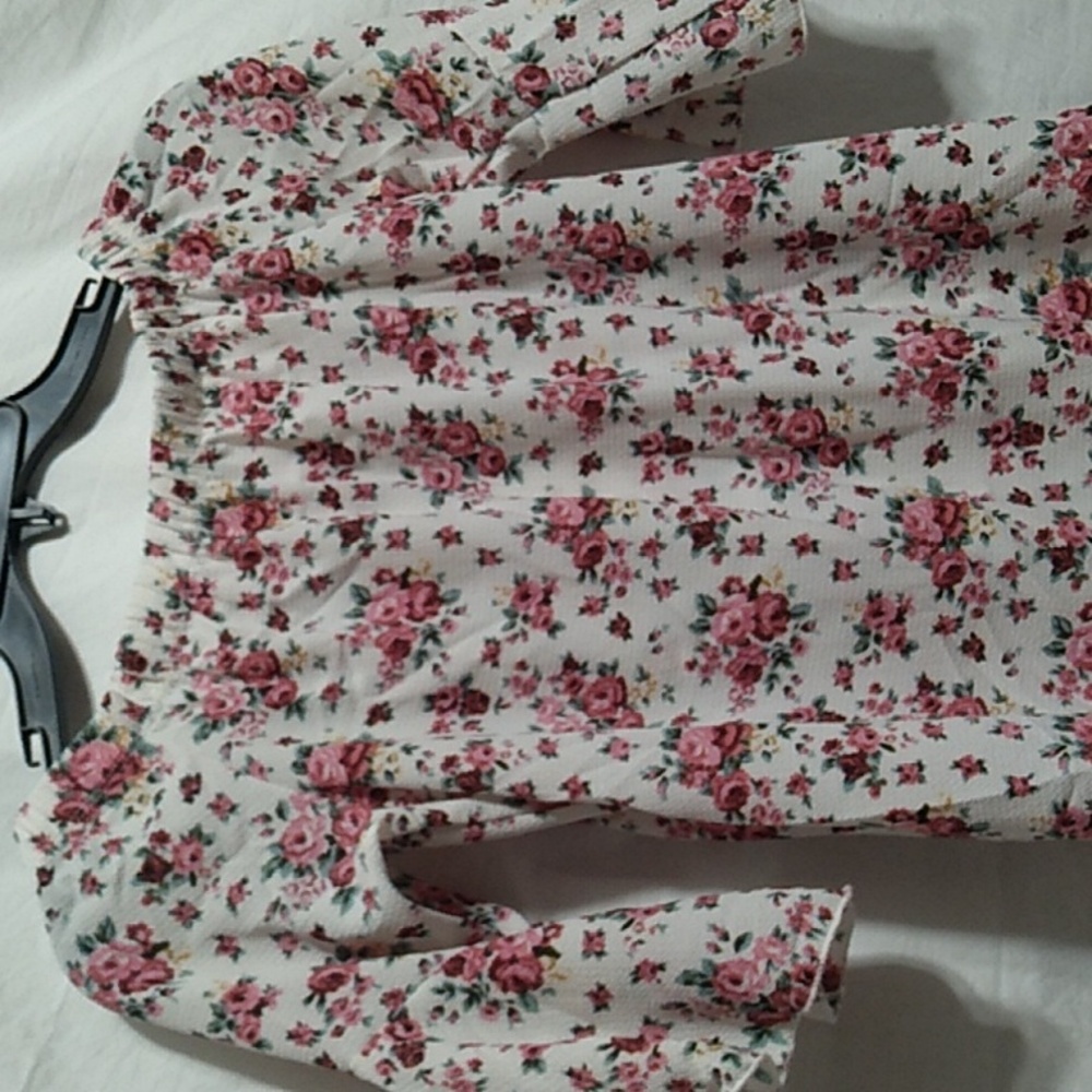 SALE! Mom & Co. Maternity Top Sz.S Couple Fixable Flaws (BX82) - Picture 5 of 9